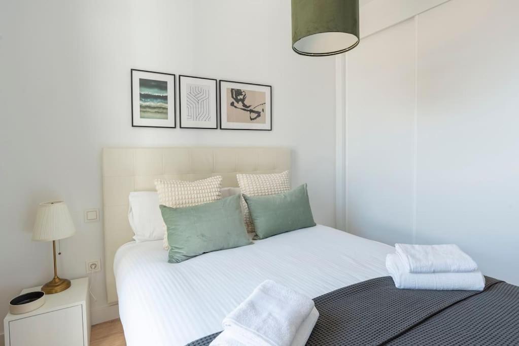 Apartament Skyline Iii Pool & Coworking By Ele