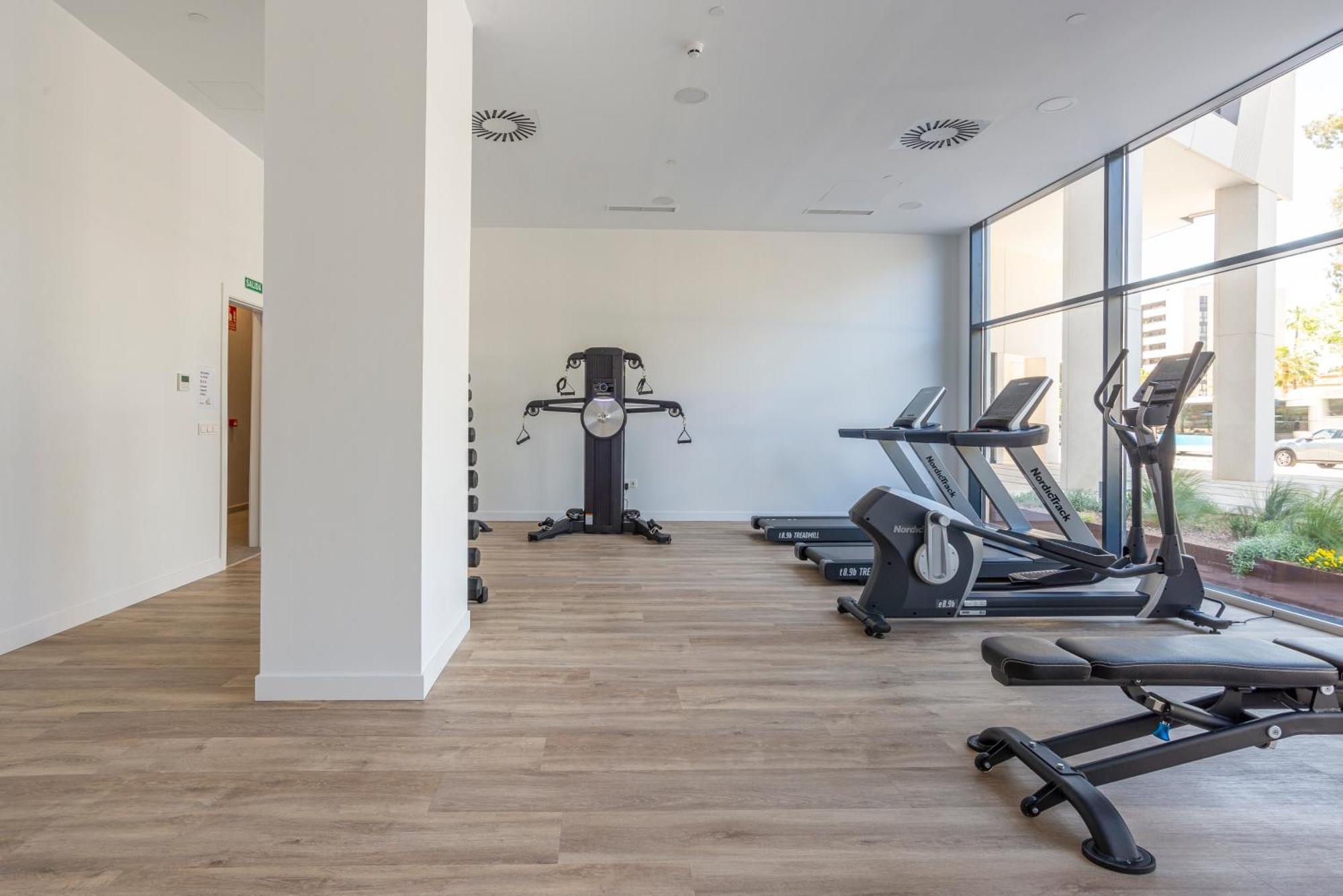 Apartament Skyline Iii Pool & Coworking By Ele *